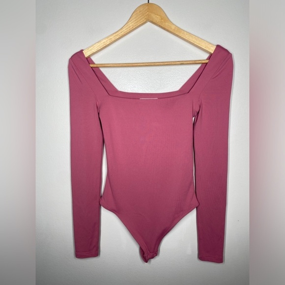 Babaton Squareneck Longsleeve Bodysuit // Rose Pink - Picture 2 of 8